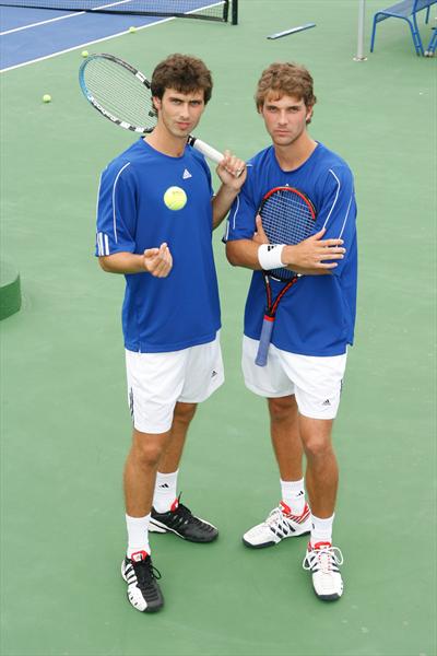 JorgeandBennie.JPG