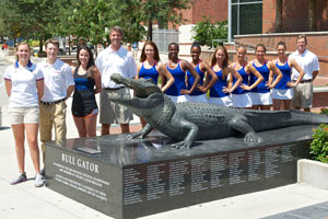 300xNxTH-2012-13-UF-WTennis-Team.jpg.pagespeed.ic.VxGtvwKs7B.jpg